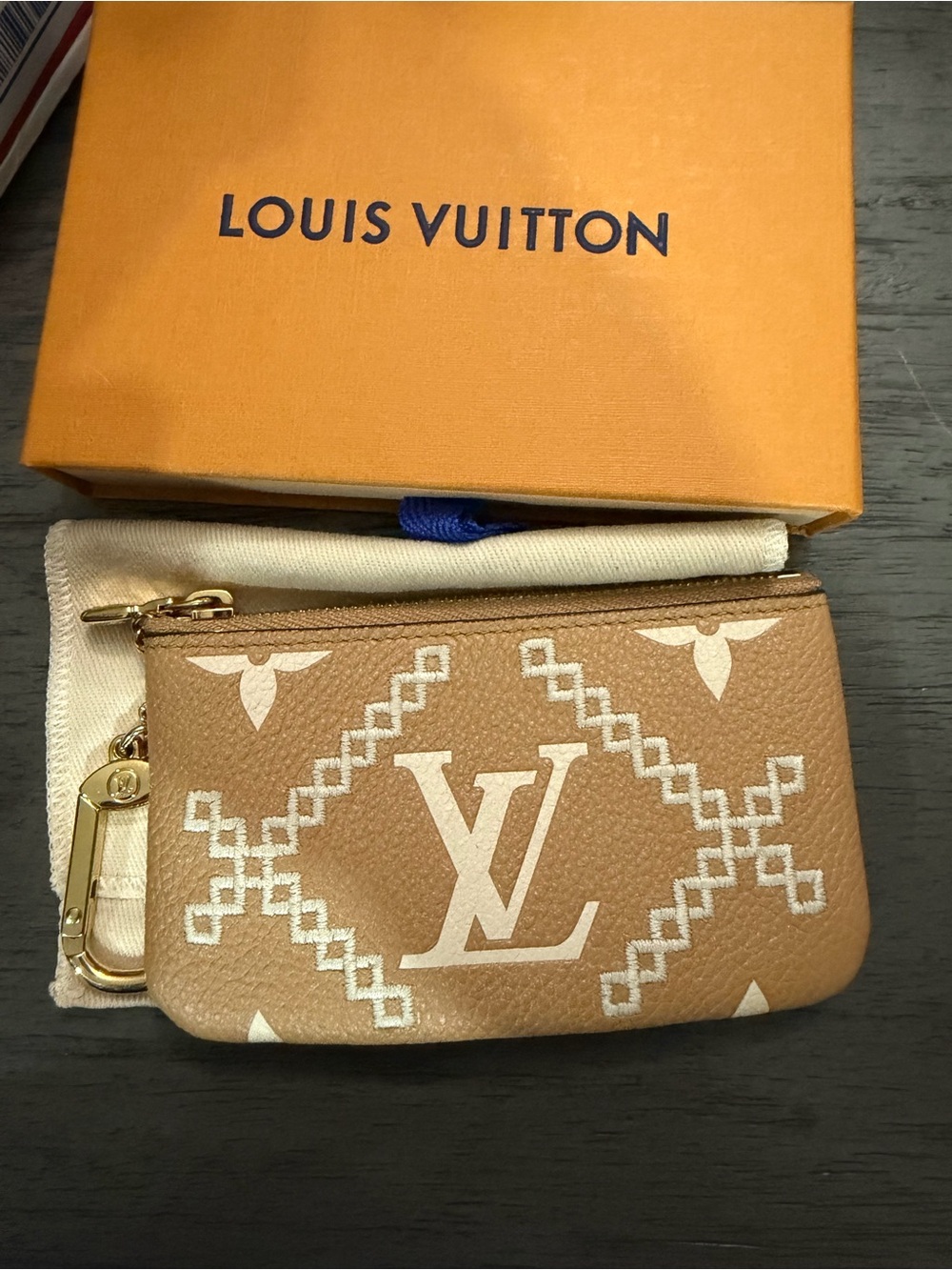 Louis Vuitton Arizona key cles